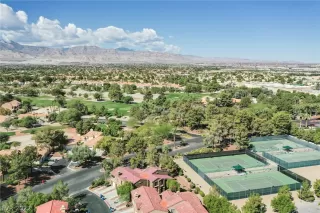 Photo #4: 2445291 Listing 