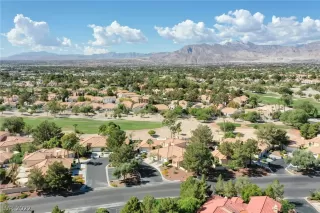 Photo #5: 2445291 Listing 