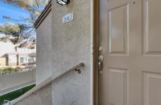 Photo #1: 2445365 Listing