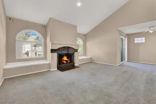 Photo #2: 2445365 Listing