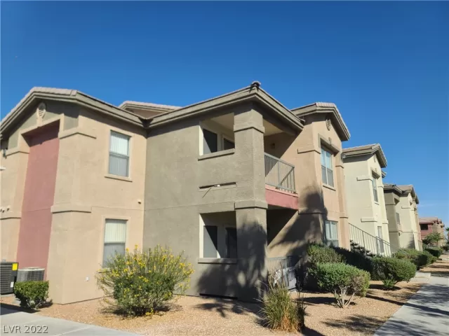 MLS: 2445430 Condo For Sale