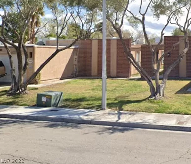 MLS: 2445437 Condo For Sale