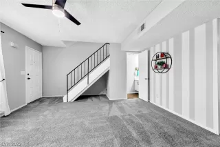 Photo #1: 2445484 Listing 