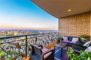 Photo #5: 2445499 Listing