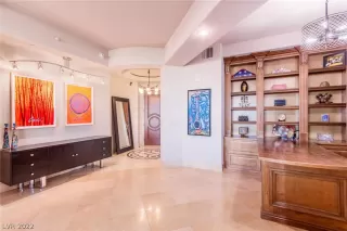 Photo #6: 2445499 Listing