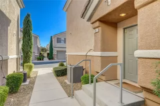 Photo #1: 2445505 Listing