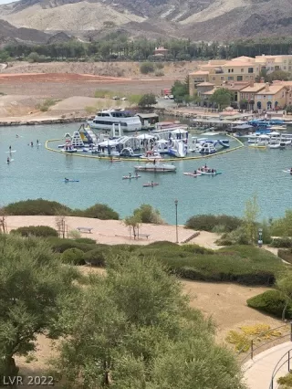 Photo #5: 2445514 Listing 