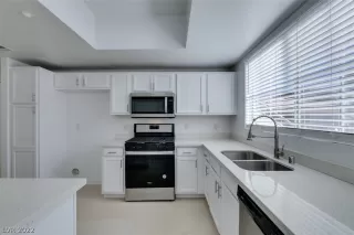 Photo #1: 2445548 Listing