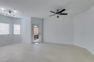 Photo #2: 2445548 Listing