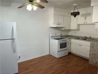 Photo #3: 2445568 Listing 