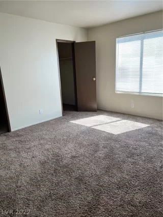 Photo #6: 2445573 Listing 