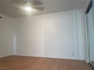 Photo #5: 2445589 Listing 