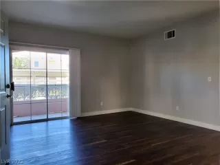 Photo #1: 2445602 Listing 