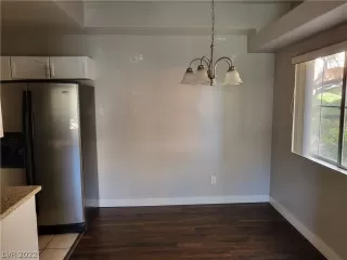 Photo #3: 2445602 Listing 