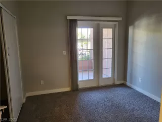 Photo #5: 2445602 Listing 