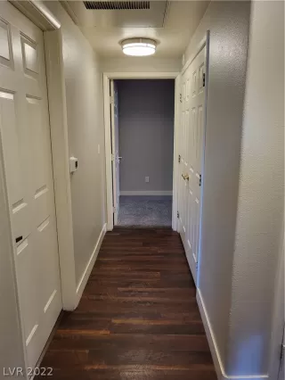 Photo #6: 2445602 Listing 