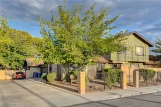 Photo #1: 2445611 Listing 