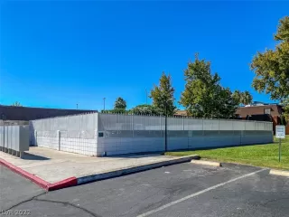 Photo #5: 2445614 Listing 