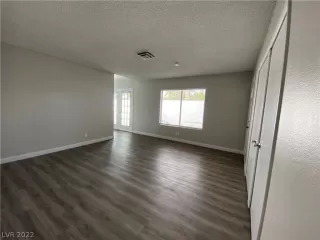 Photo #1: 2445623 Listing 