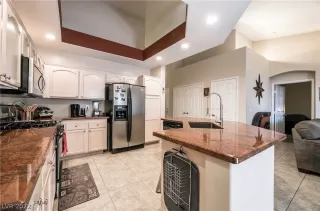 Photo #6: 2445624 Listing 