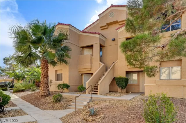 MLS: 2445646 Condo For Sale