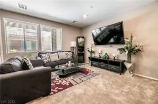 Photo #3: 2445650 Listing 