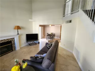 Photo #5: 2445684 Listing 