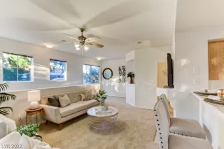 Photo #6: 2445717 Listing 