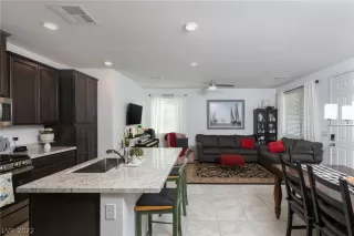 Photo #1: 2445724 Listing