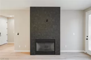 Photo #2: 2445800 Listing