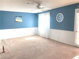 Photo #5: 2445903 Listing