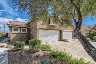 Photo #2: 2445947 Listing 