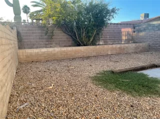 Photo #4: 2446028 Listing 