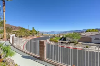 Photo #2: 2446045 Listing