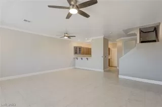 Photo #6: 2446045 Listing