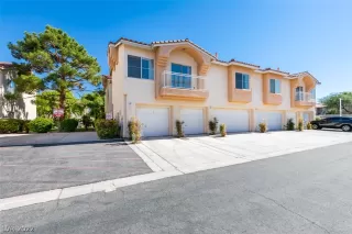 Photo #1: 2446056 Listing 