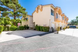 Photo #2: 2446056 Listing 