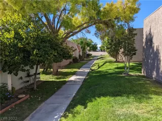 Photo #1: 2446105 Listing