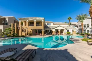 Photo #2: 2446251 Listing 