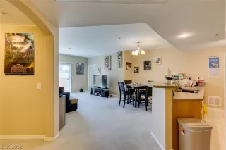 Photo #5: 2446251 Listing 