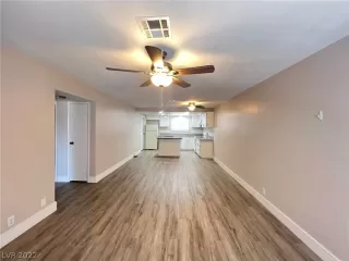 Photo #1: 2446258 Listing 