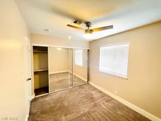 Photo #6: 2446258 Listing 