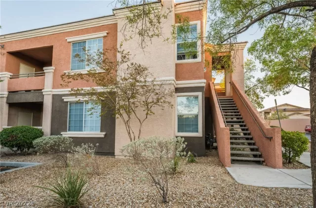 MLS: 2446267 Condo For Sale