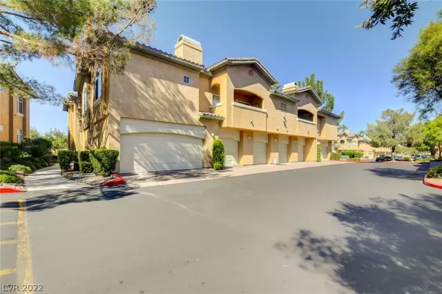 MLS: 2446322 Condo For Sale