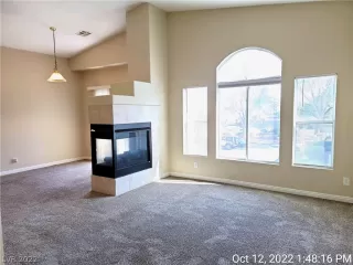 Photo #5: 2446355 Listing 