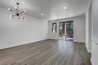 Photo #1: 2446391 Listing