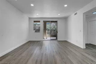 Photo #2: 2446391 Listing