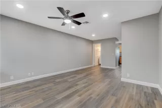 Photo #1: 2446417 Listing