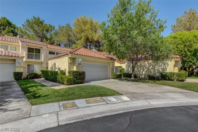 MLS: 2446429 Condo For Sale