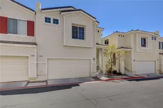 Photo #2: 2446535 Listing 